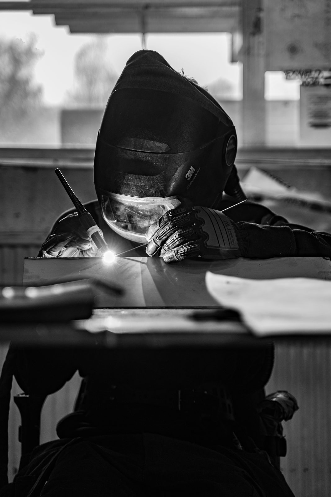Soldadura TIG en el banco del taller